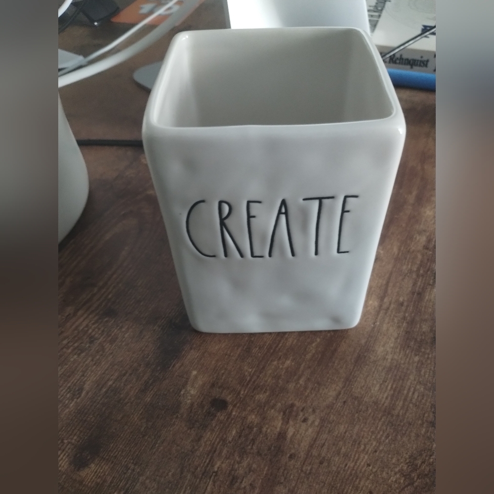 Rae Dunn create pencil holder